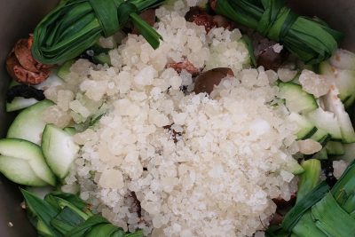Chi đoàn trường mầm non Đức Hiệp phối hợp cùng với Công đoàn và nhà trường thực hiện Chương trình bán các loại nước  thực hiện chương trình “Vì đàn con thân yêu” năm 2023 nhằm tạo điều kiện cho các cháu có hoàn cảnh đặc biệt khó khăn trong nhà trường nhân ngày Tổng kết năm học và ngày Quốc tế thiếu nhi.