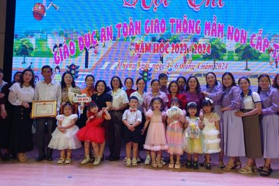 Hội thi “An toàn giao thông” bậc học mầm non tỉnh Quảng Ngãi là một hội thi vô cùng ý nghĩa và đầy cảm xúc dành cho tất cả chúng ta với kết quả đạt được là giải Nhất toàn đoàn và giải Nhất là một học sinh Mẫu giáo lớp lớn B (độ tuổi 5-6 tuổi) của trường mầm non Đức Hiệp, đó là phần thưởng đáng quý dành cho trường MN Đức Hiệp và Phòng giáo dục huyện Mộ Đức. Xin chân thành cảm ơn đến tất cả mọi người đã dành bao công sức và tinh thần đến với Hội thi này để Hội thi ATGT tỉnh được thành công tốt đẹp!