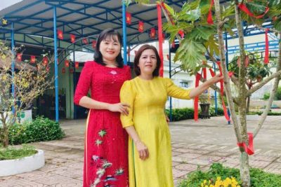 🌸 Trường Mầm non Đức Hiệp hưởng ứng Tuần lễ Áo dài 2026 🌸  Hòa chung không khí chào mừng 116 năm Ngày Quốc tế Phụ nữ 8/3, tập thể cán bộ, giáo viên Trường Mầm non Đức Hiệp tích cực hưởng ứng “Tuần lễ Áo dài” (01/3 – 08/3/2026).  Tà áo dài duyên dáng không chỉ làm đẹp môi trường sư phạm mà còn lan tỏa niềm tự hào, tôn vinh vẻ đẹp truyền thống của người phụ nữ Việt Nam. ✨  #TuanLeAoDai #MNĐucHiệp 🌸
